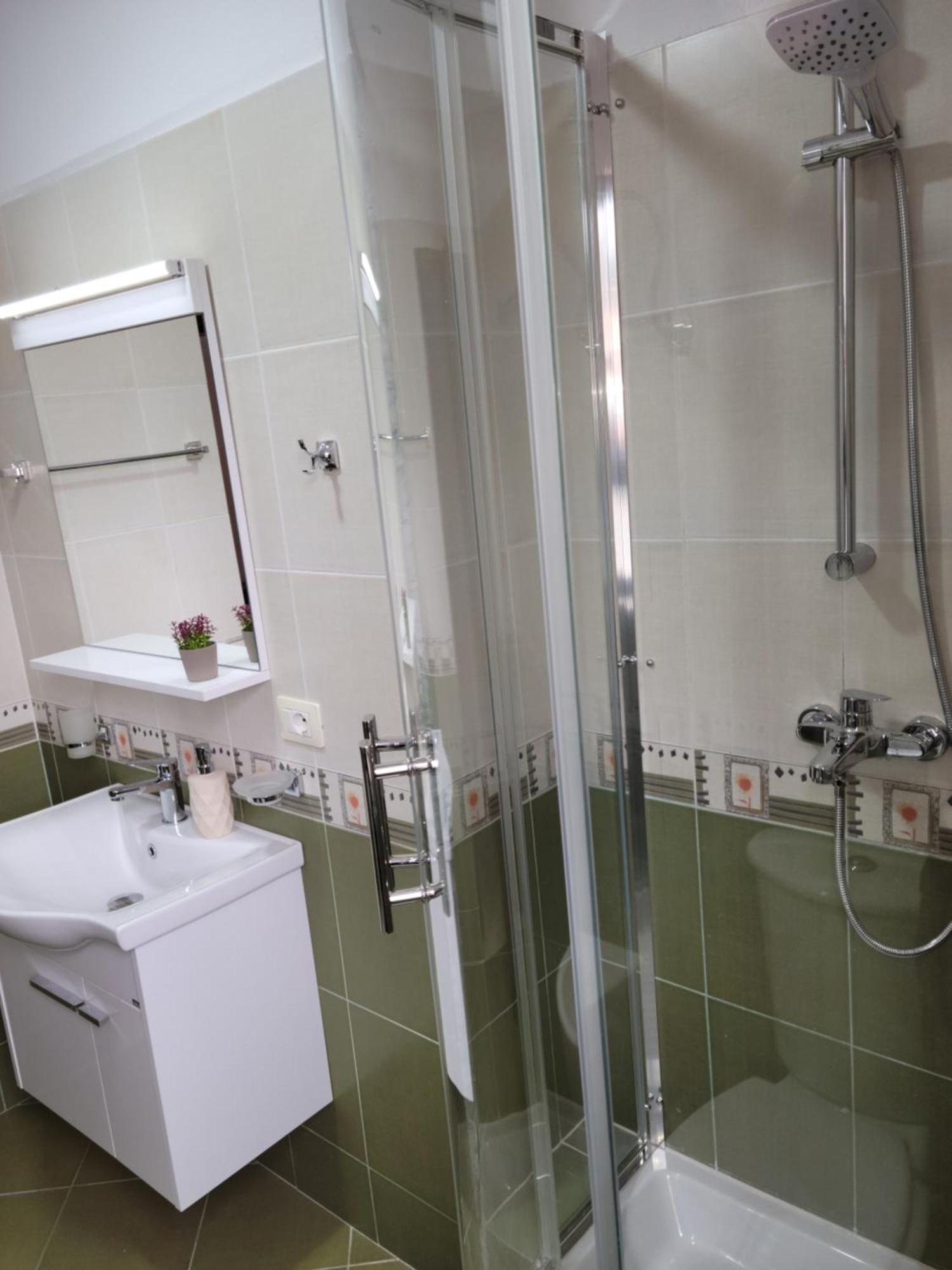 Gledis Apartment Tirana - Panoramic City Terrace Екстериор снимка