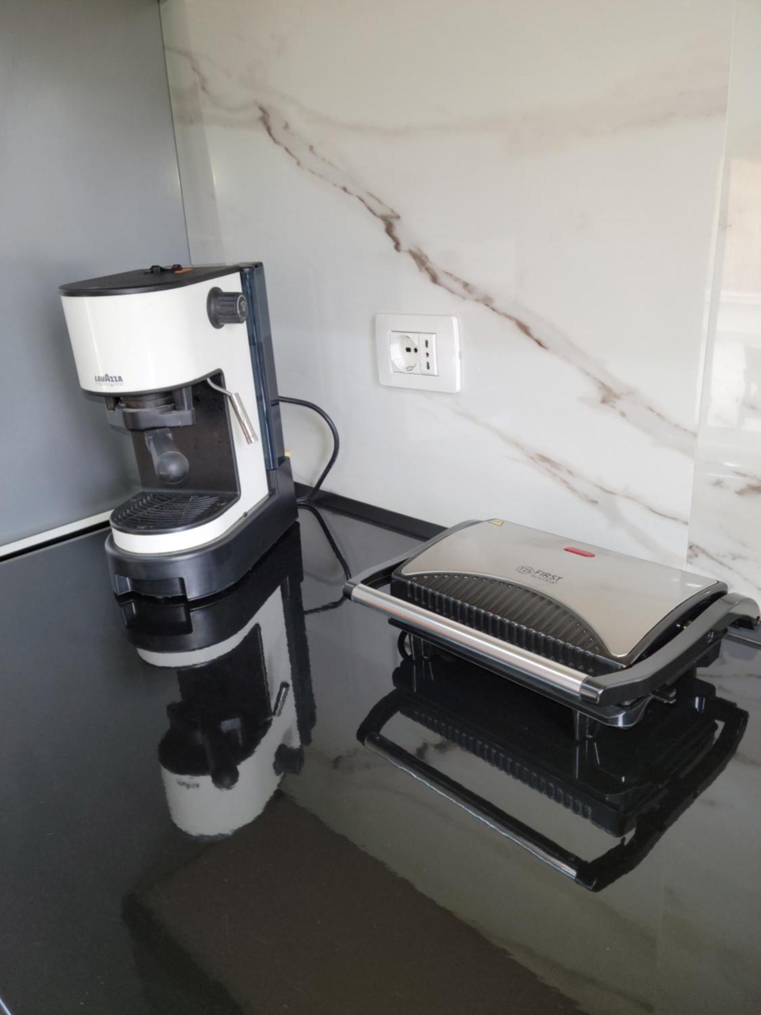 Gledis Apartment Tirana - Panoramic City Terrace Екстериор снимка